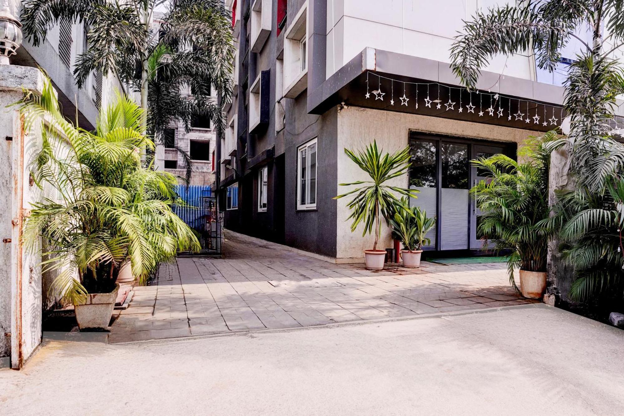 Townhouse Oak Kopar Khairane Navi Mumbai Formerly Ivy Hotel Dış mekan fotoğraf