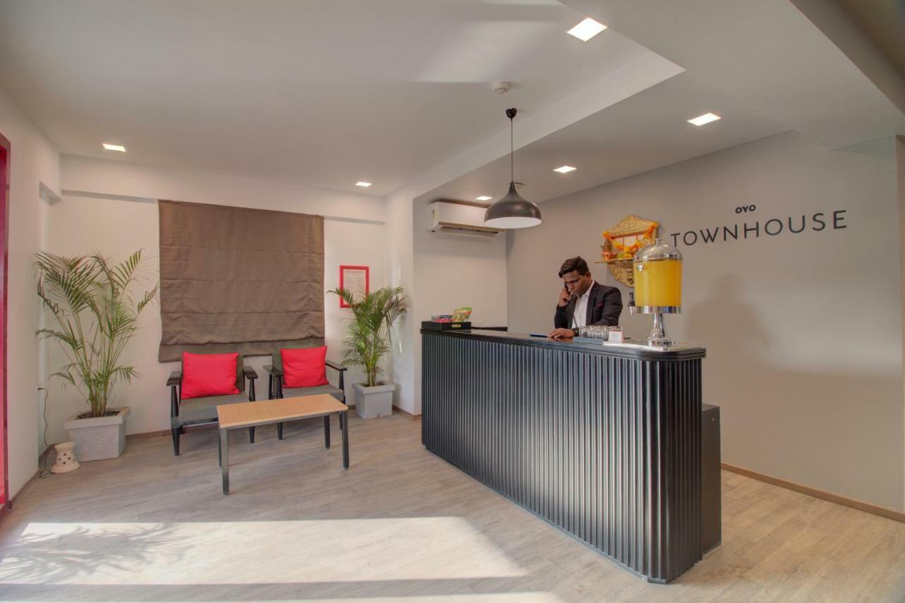 Townhouse Oak Kopar Khairane Navi Mumbai Formerly Ivy Hotel Dış mekan fotoğraf