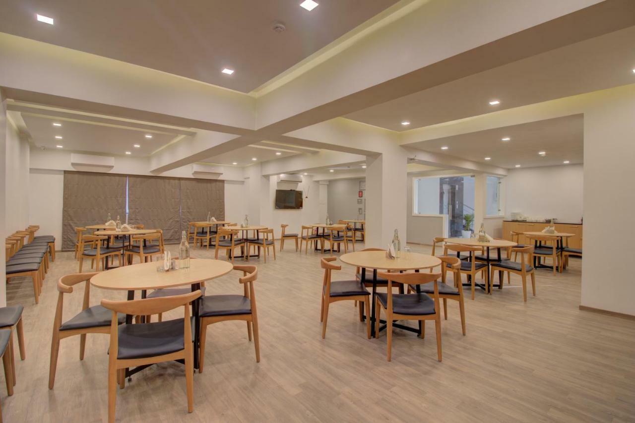 Townhouse Oak Kopar Khairane Navi Mumbai Formerly Ivy Hotel Dış mekan fotoğraf